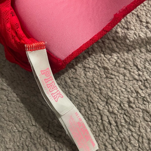 Victoria's Secret Scarlet Lace Bra - Picture 3 of 3